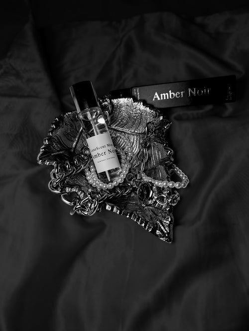 Amber Noir perfume by LuxeScent Minis, warm woody oriental fragrance, Luxury travel perfume for women